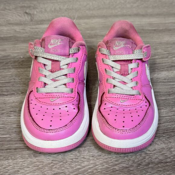 Nike Girls Air Force 1 Low Easy On Sneakers Shoes 10C Pink White Hook And Loop - Picture 2 of 10
